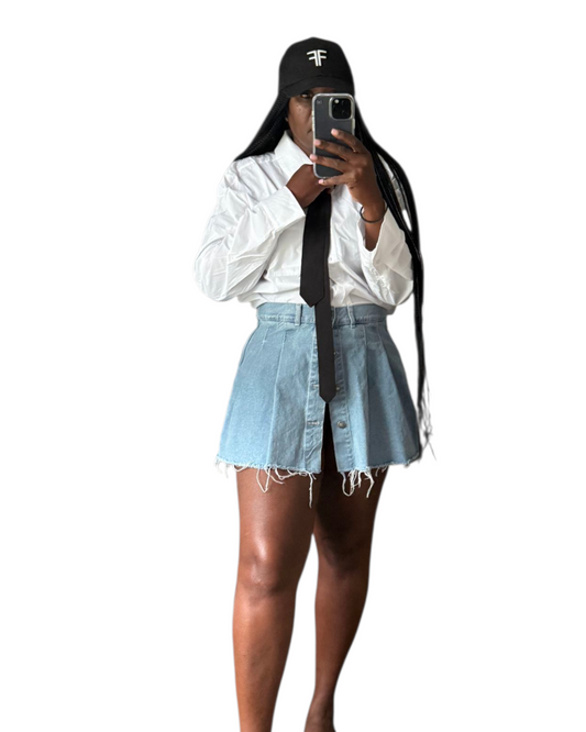 IT Girl Oxford Shirt w/ Tie